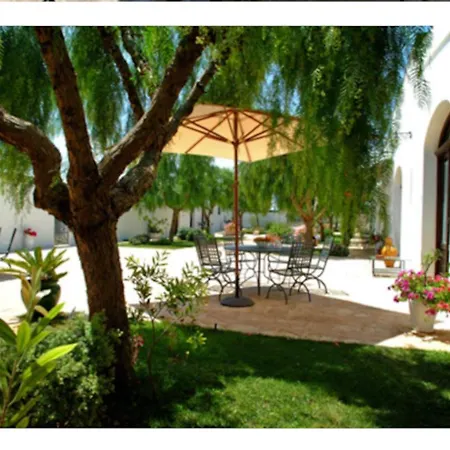In Bb - Spacious Quadruple In Ancient Masseria Near The Sea In A Quiet Olive Trees 招待所 *